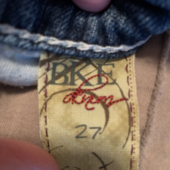 BKE Stella Denim Shorts - Picture 4 of 7